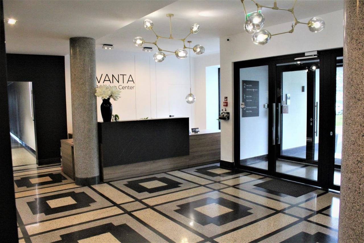 Vanta Business Center สกาวินา ภายนอก รูปภาพ