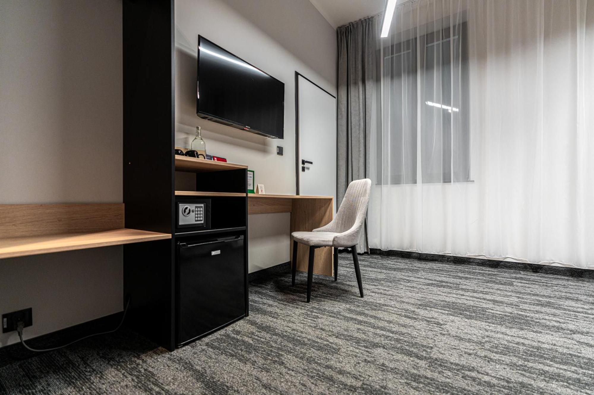 Vanta Business Center สกาวินา ภายนอก รูปภาพ